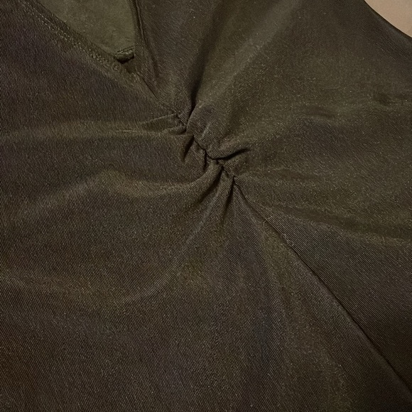 Le Chateau Lace Halter Neck Dress - Picture 7 of 8